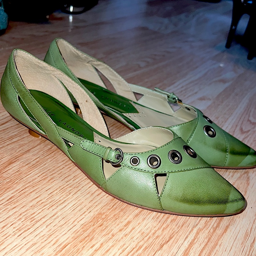 Green Chinese Laundry kitten heel
